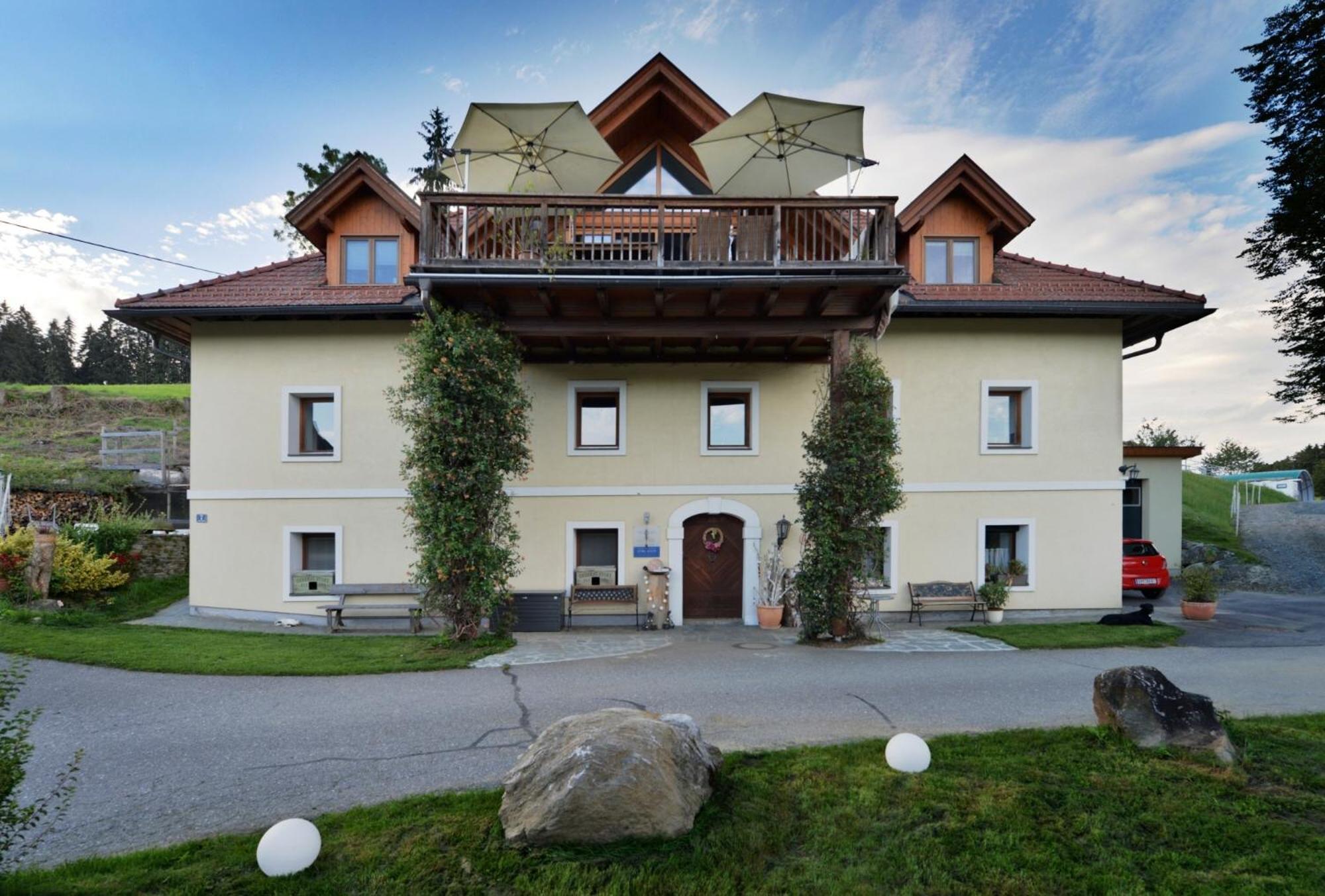 Little Farm Apartments Feldkirchen in Kärnten Kültér fotó